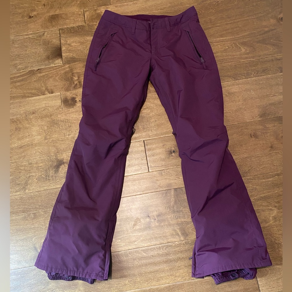 Like new! Burton Society size small snowboard ski snow pants plum purple
